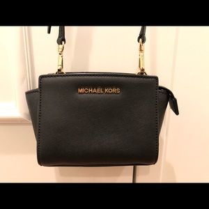 Michael Kors Selma Mini Crossbody